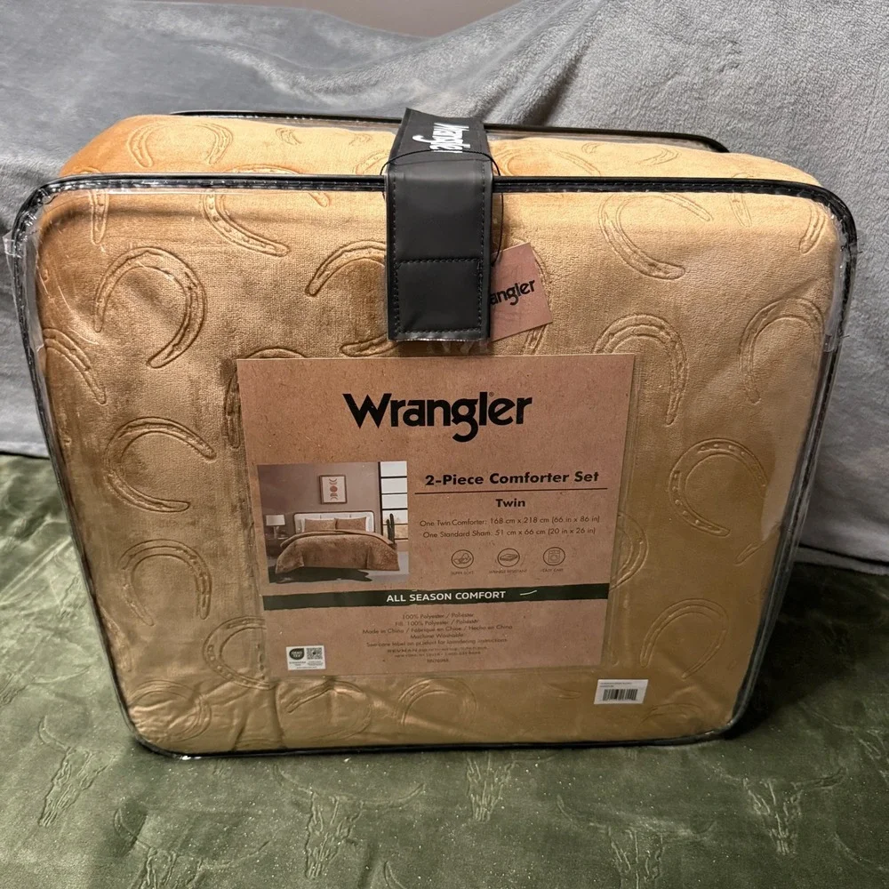 Wrangler Tan 2-Piece Comforter Set Twin Plush Horseshoe Design NWT